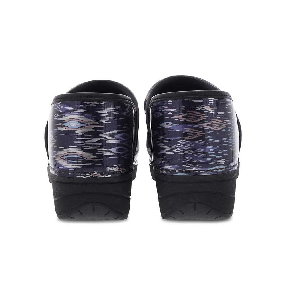 Dansko yarn online clogs