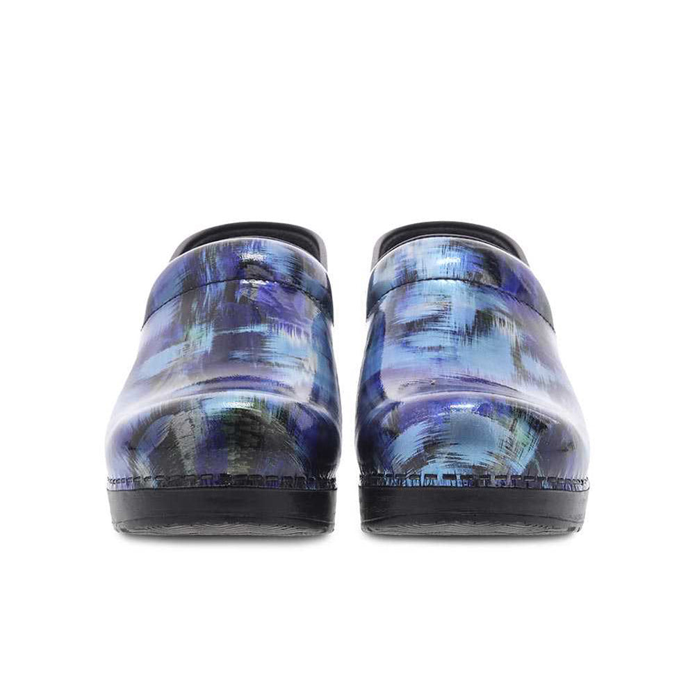 Dansko tie best sale dye clogs