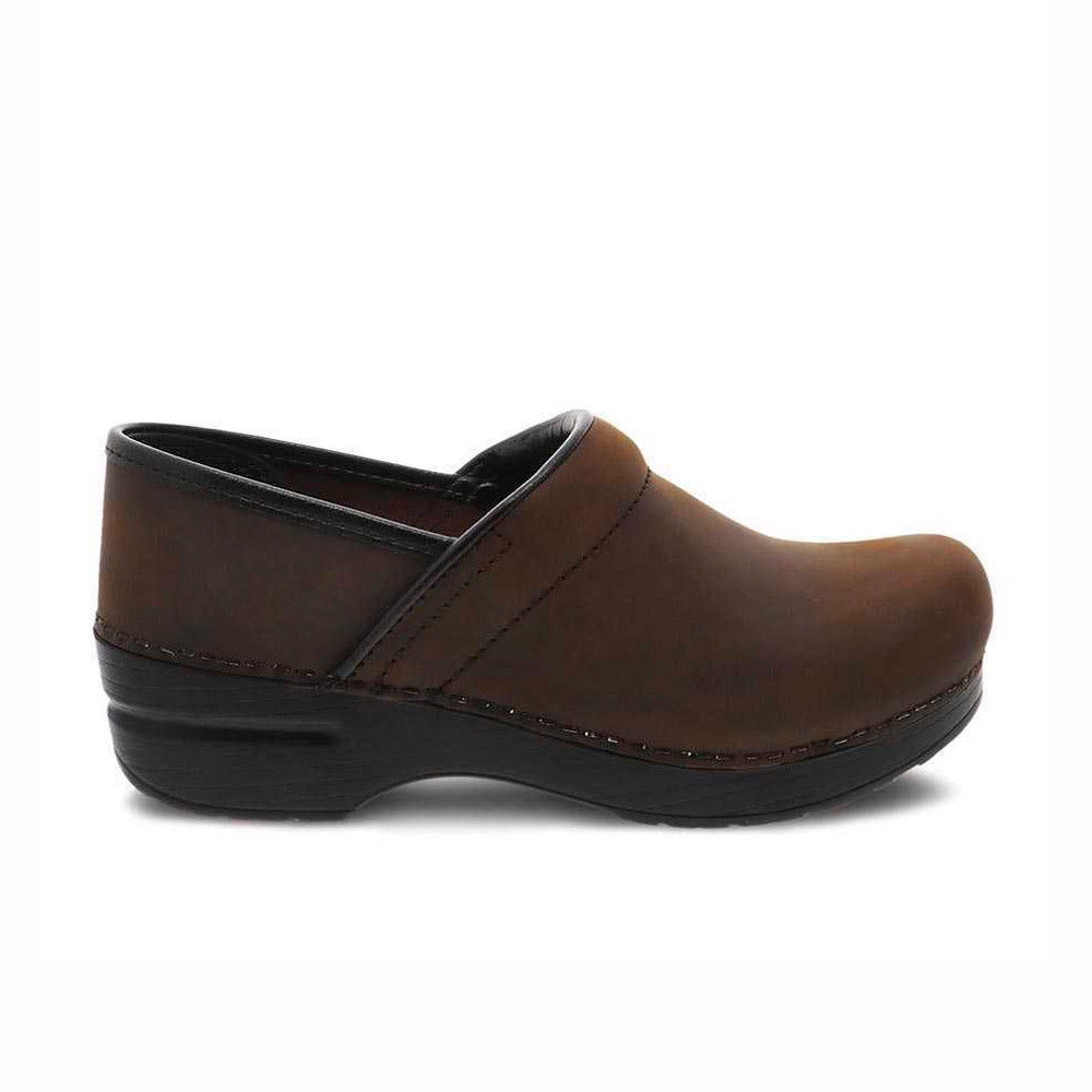 Dansko men's hot sale wide shoes